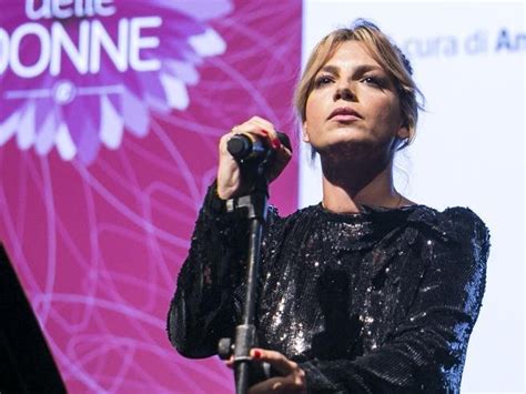 Emma Marrone lunedì al Forum di Assago con i nuovi brani: «Vi 